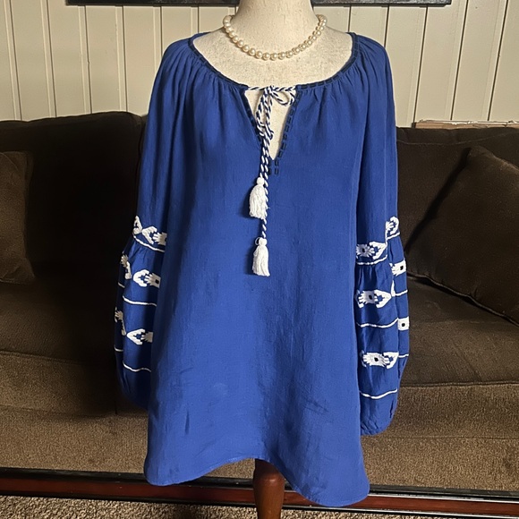 Benaras by Citrus • Size Large • Blue/White • Aztec Embroidery Boho Blouse - Picture 5 of 11